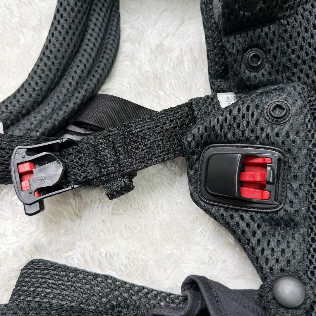 美品 ベビービョルン 抱っこ紐 ハーモニー メッシュ ブラック