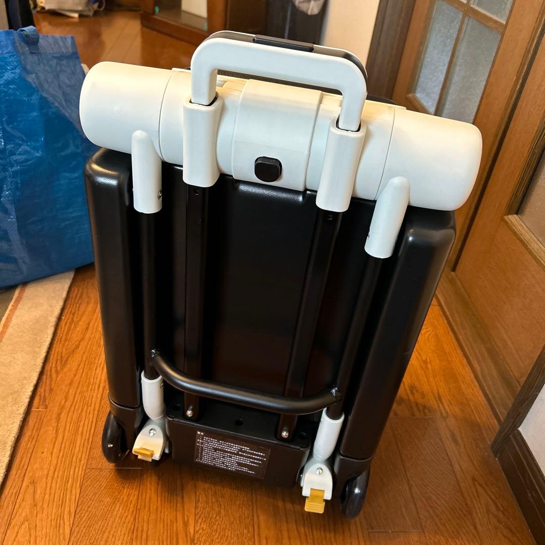 ホワイト ブラック キャリーカート 旅行用品　スーツケース　ベビーカーにもなる