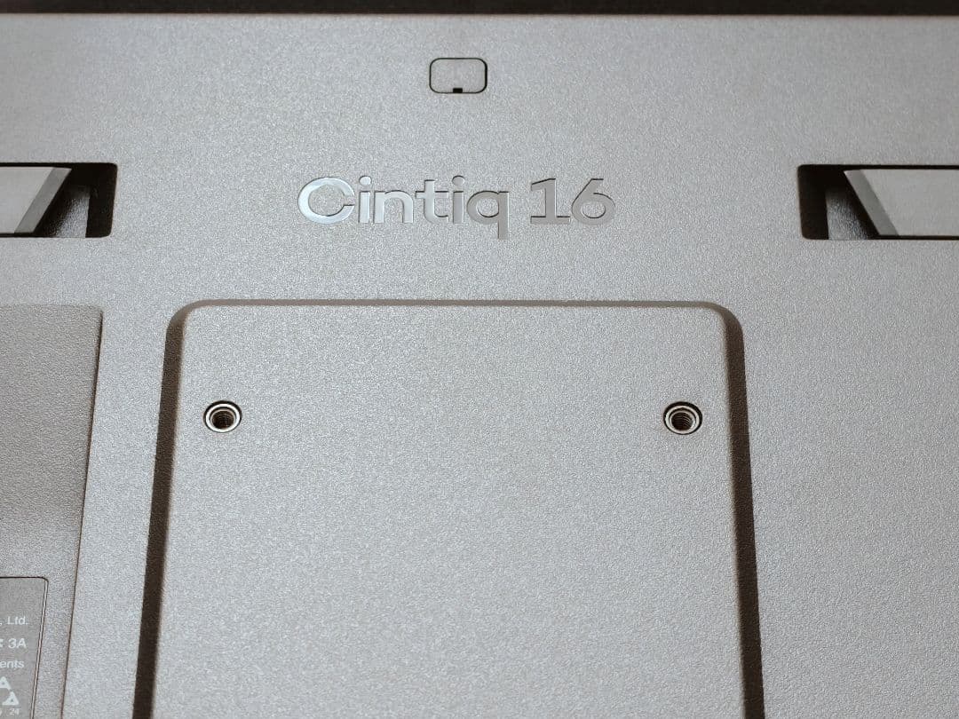 Wacom Cintiq16 2025 (DTK168)＋ストレートグリップ＋芯