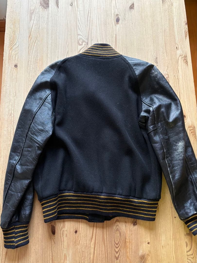 ビンテージ　スタジャン　ラグラン ブラック レザー 70s 80s 刺繍