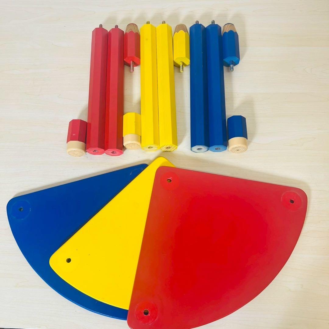 コーナーラック 色鉛筆 三角ラック 3段 ラック かわいい 子供部屋 レトロ