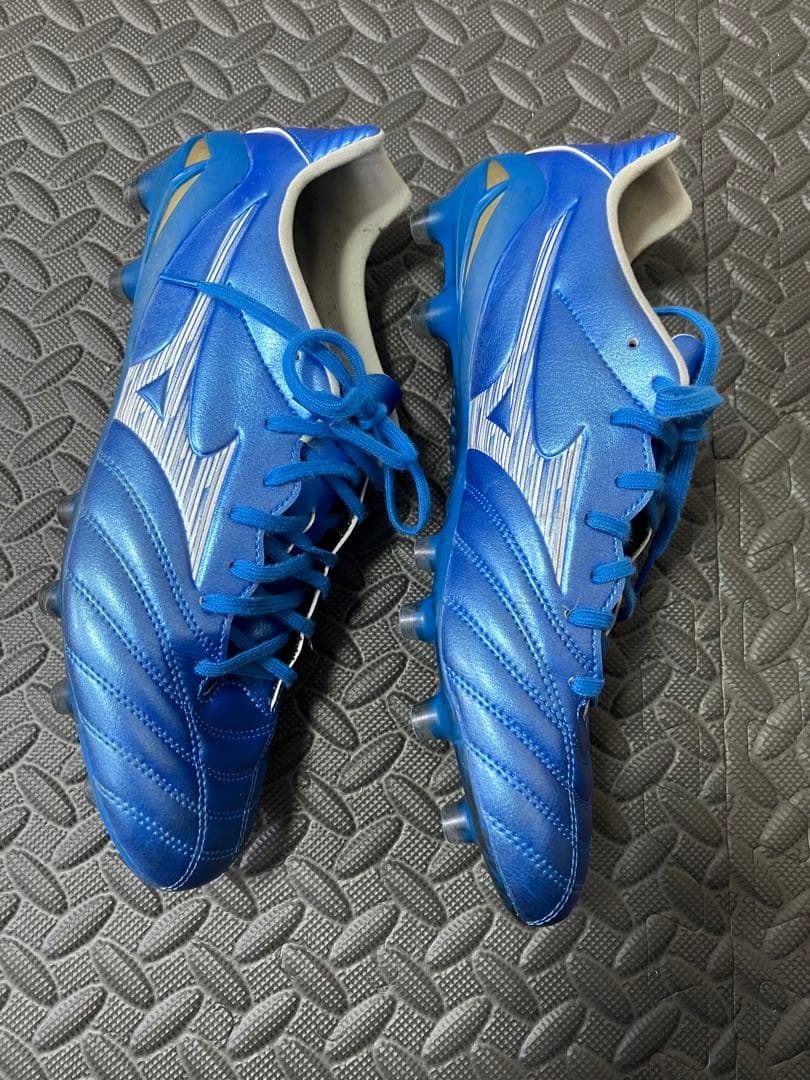 サッカースパイク モナルシーダ NEO 3 PRO