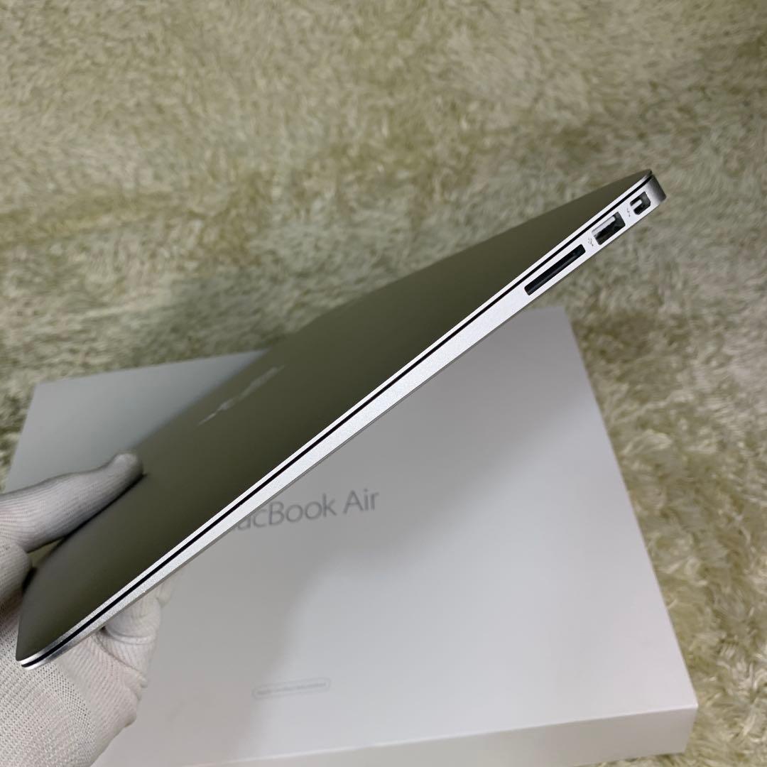 MacBook本体 Apple MacBook Air 13-inch 2015 A1466 i5