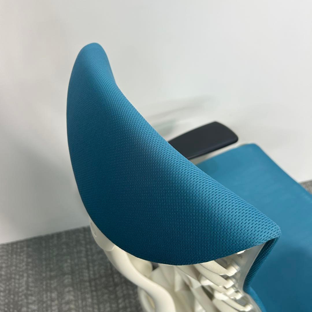 P エンボディチェア 最高級 ハーマンミラー ブルー系Embody