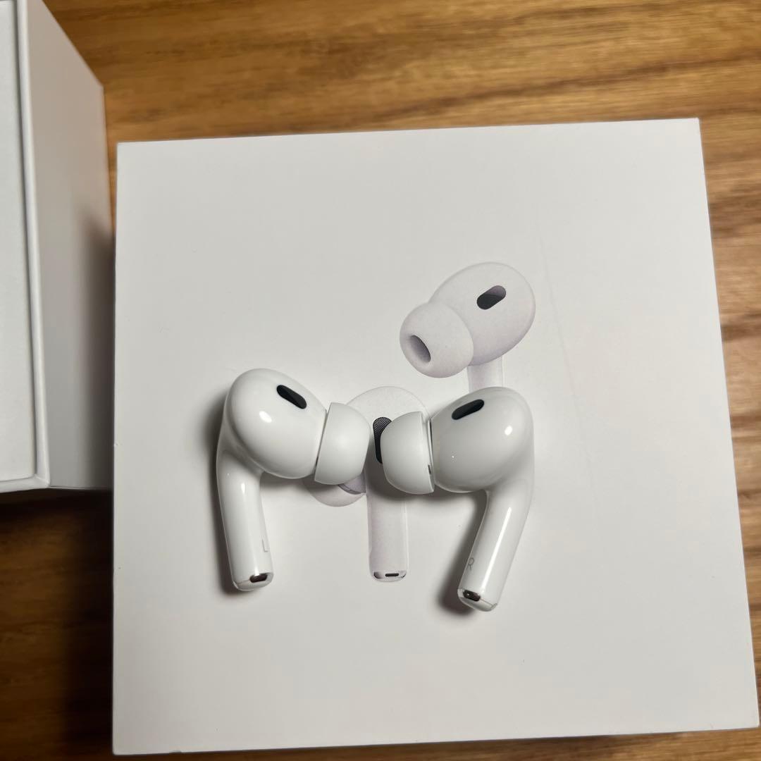 Apple AirPods Pro2 USB-C イヤホン付属品未使用 美品