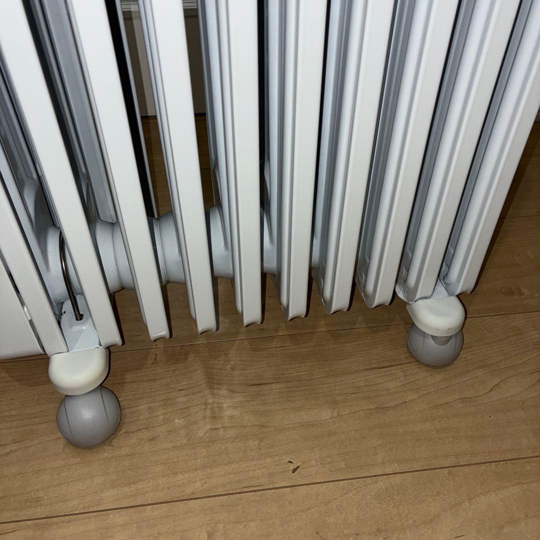 動作ok デロンギアミカルドオイルヒーター　RHJ35M1015-LG