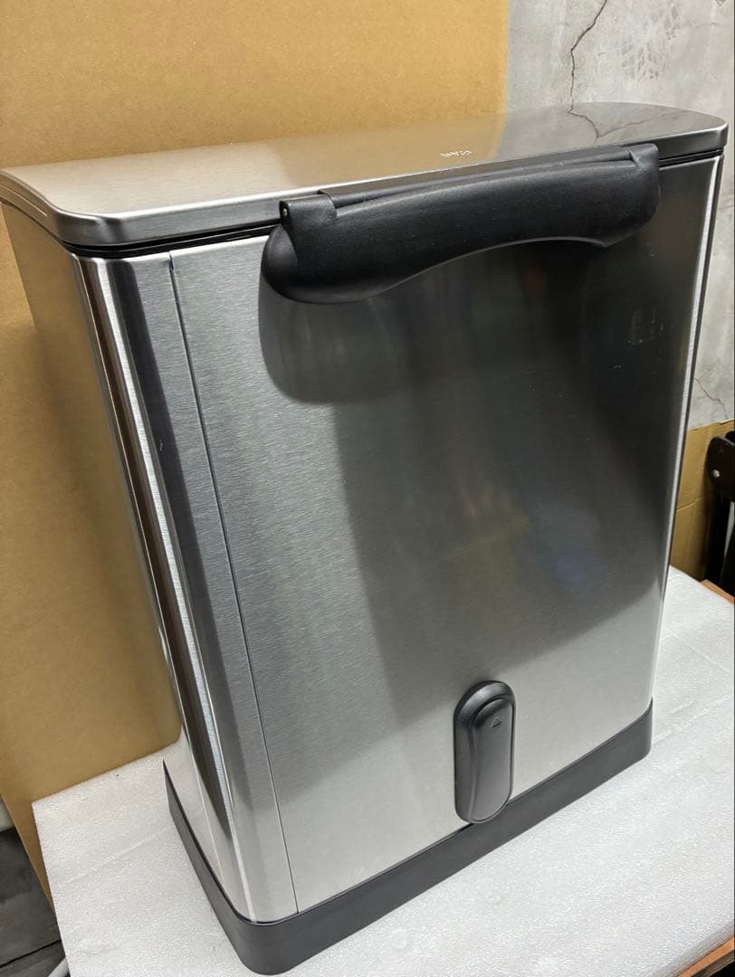 EK0 ステンレススチール ペダル式ごみ箱 28L + 18L