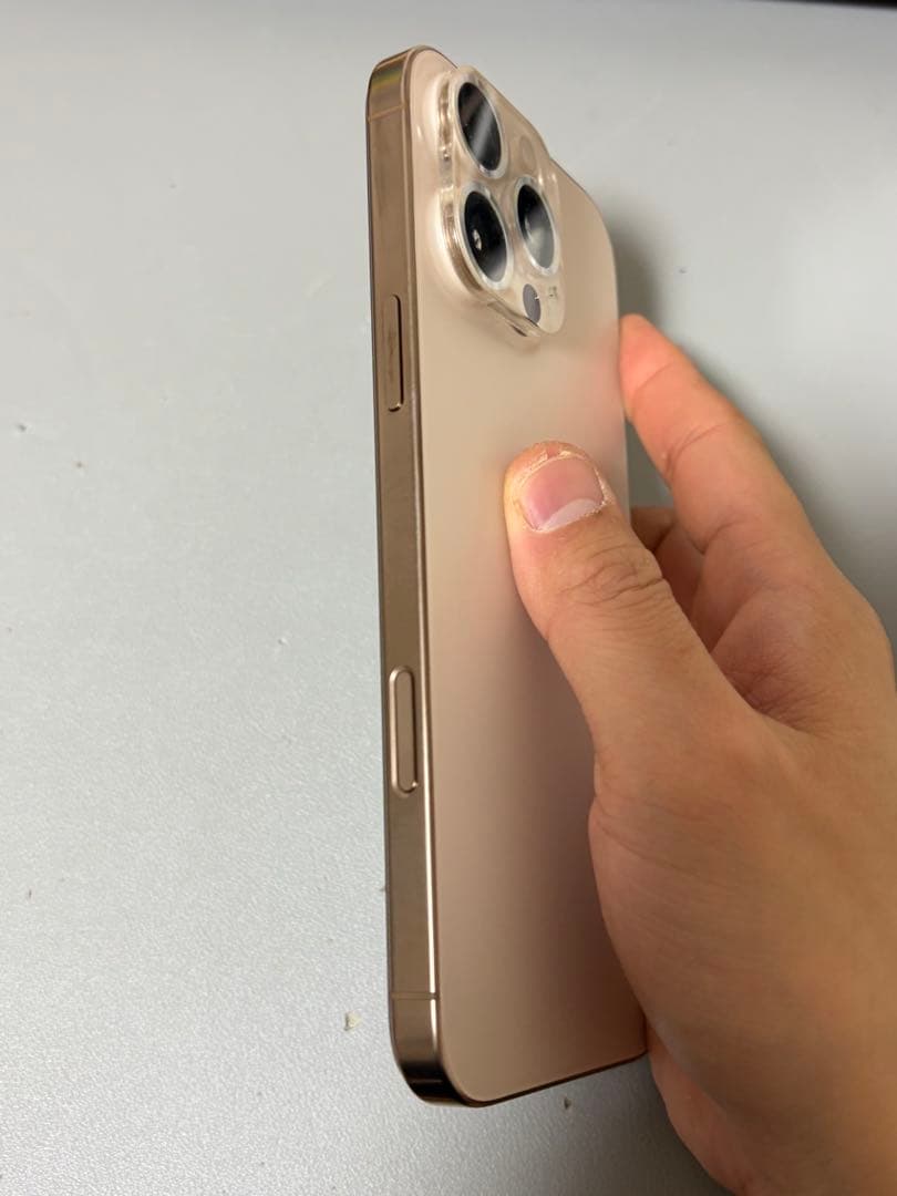 極美品 iPhone16 Pro Max 512GB デザートチタニウム