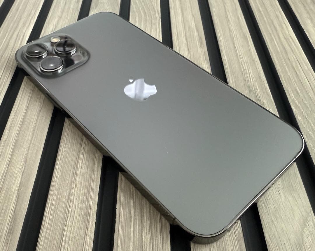 iPhone 12 Pro Max 128gb SIMフリー グラファイト