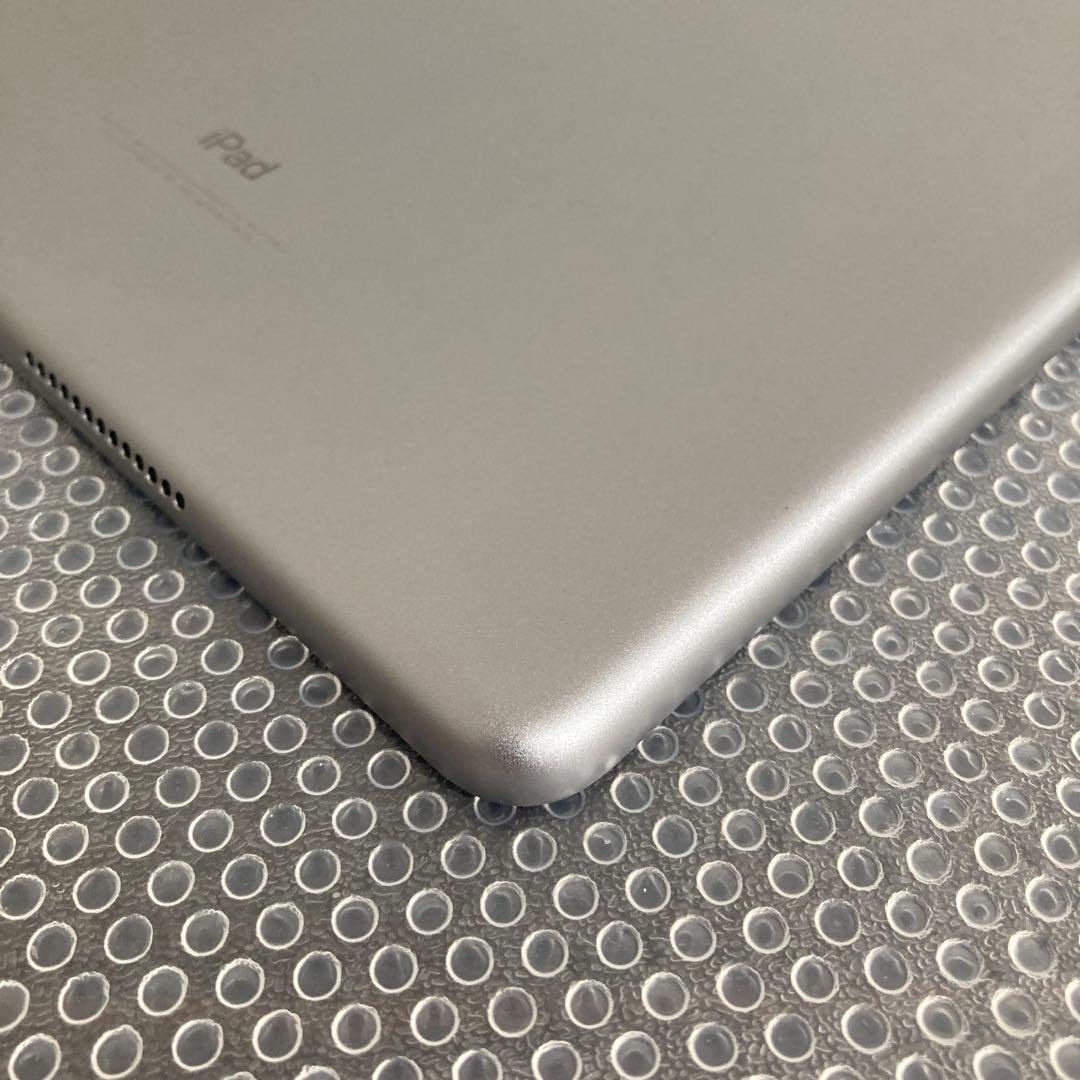 2851【早い者勝ち】美品☆電池最良好☆iPad5第5世代32GB SIMフリー