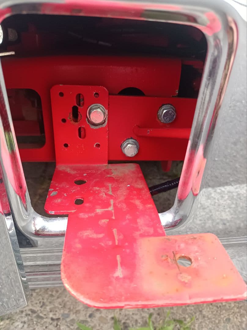 デコトラフォグランプバイザー付き