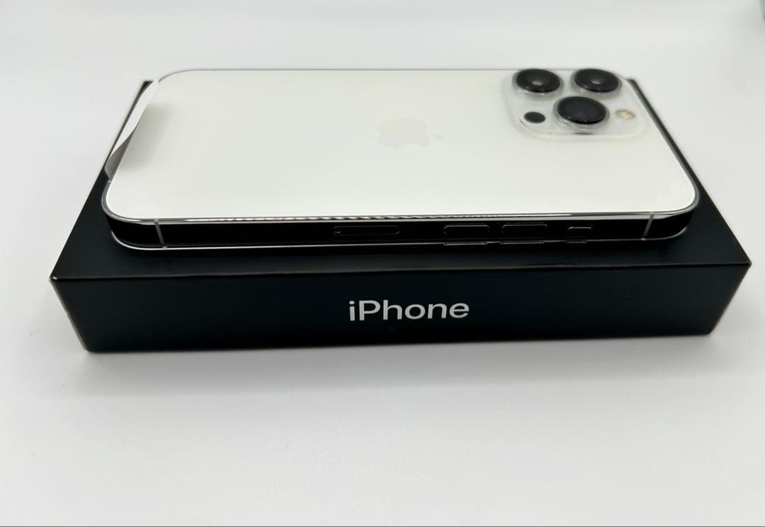 【新品未使用】iPhone 13 Pro 256GB シルバー