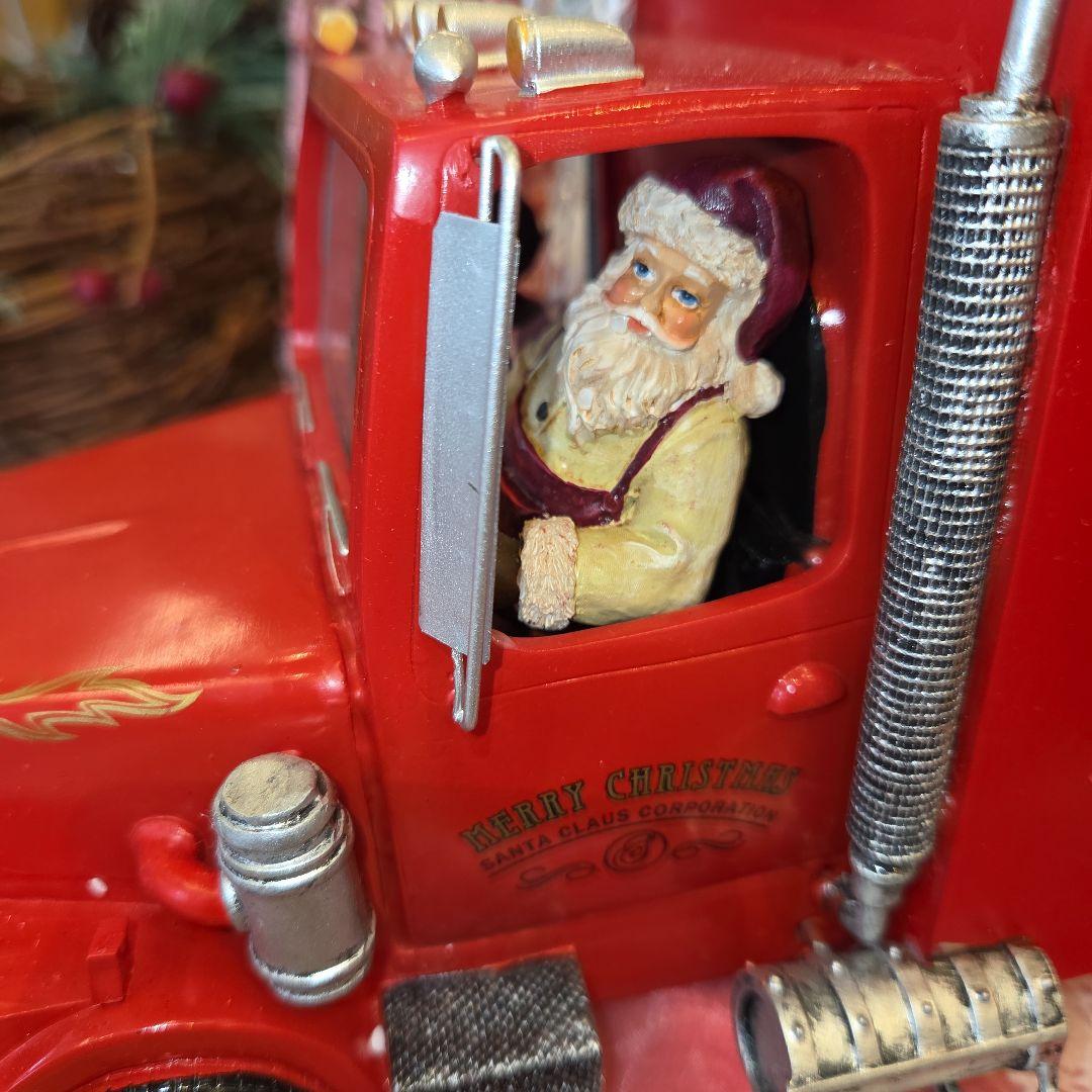 クリスマス装飾 赤いトラックオルゴール サンタクロース