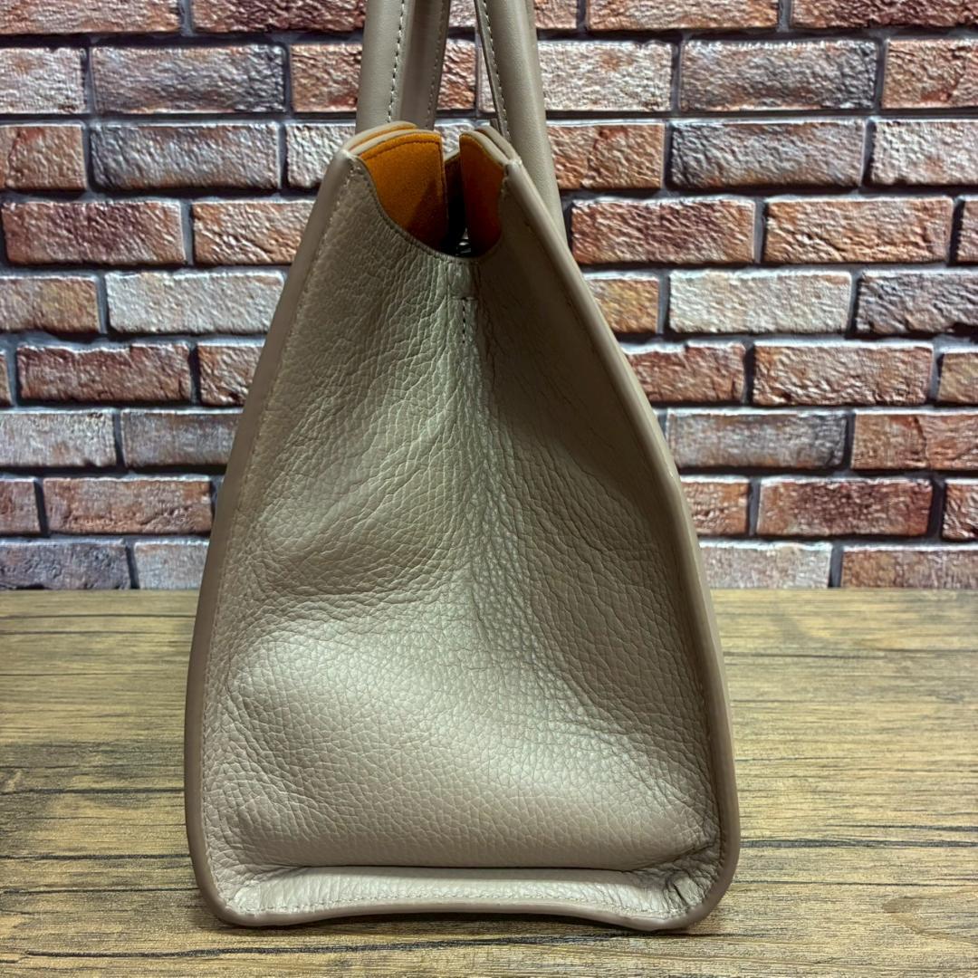 ■FURLA　フルラ　ジェネシ　2wayバッグ