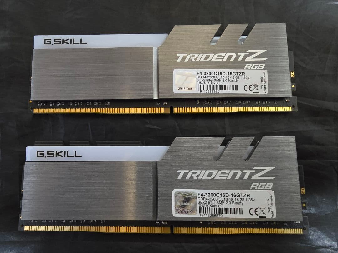 G.SKILL DDR4 3200Mhz 16GB メモリ （8GBx2）