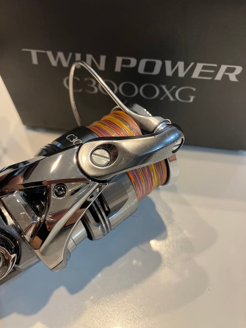 SHIMANO TWIN POWER C3000XG スピニングリール