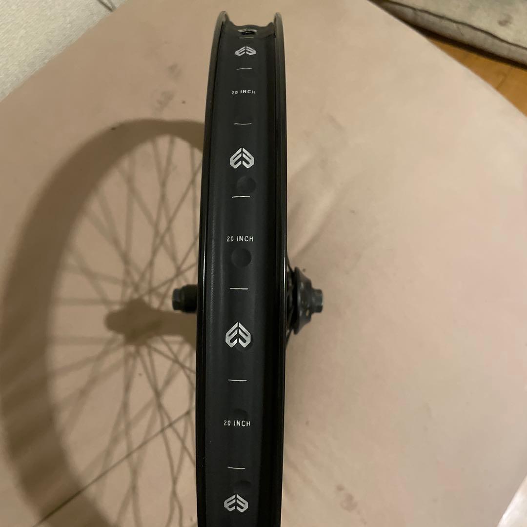 Shadow フロントホイール 年始セール価格半額！2日限定