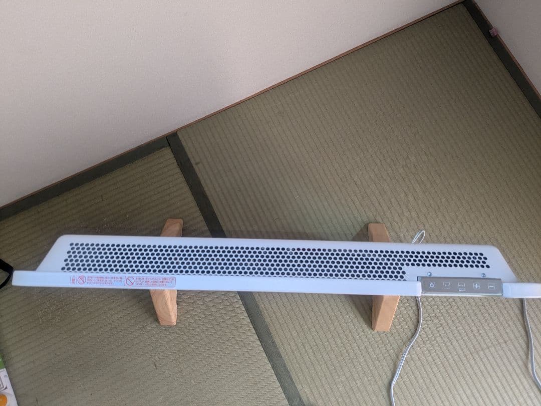 コンベクターヒーター　ここぽか 1200W8畳用　2024年製