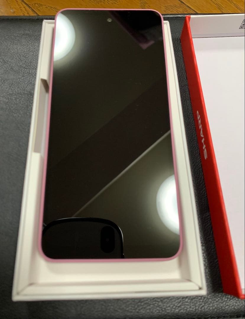 AQUOS wish5 SH-52F 本体　ナデシコ