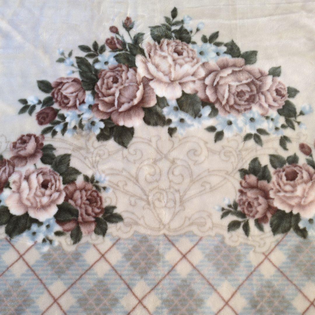 【専用です】毛布2枚　まとめ売り　西川の毛布 花柄 ２枚合わせ毛布