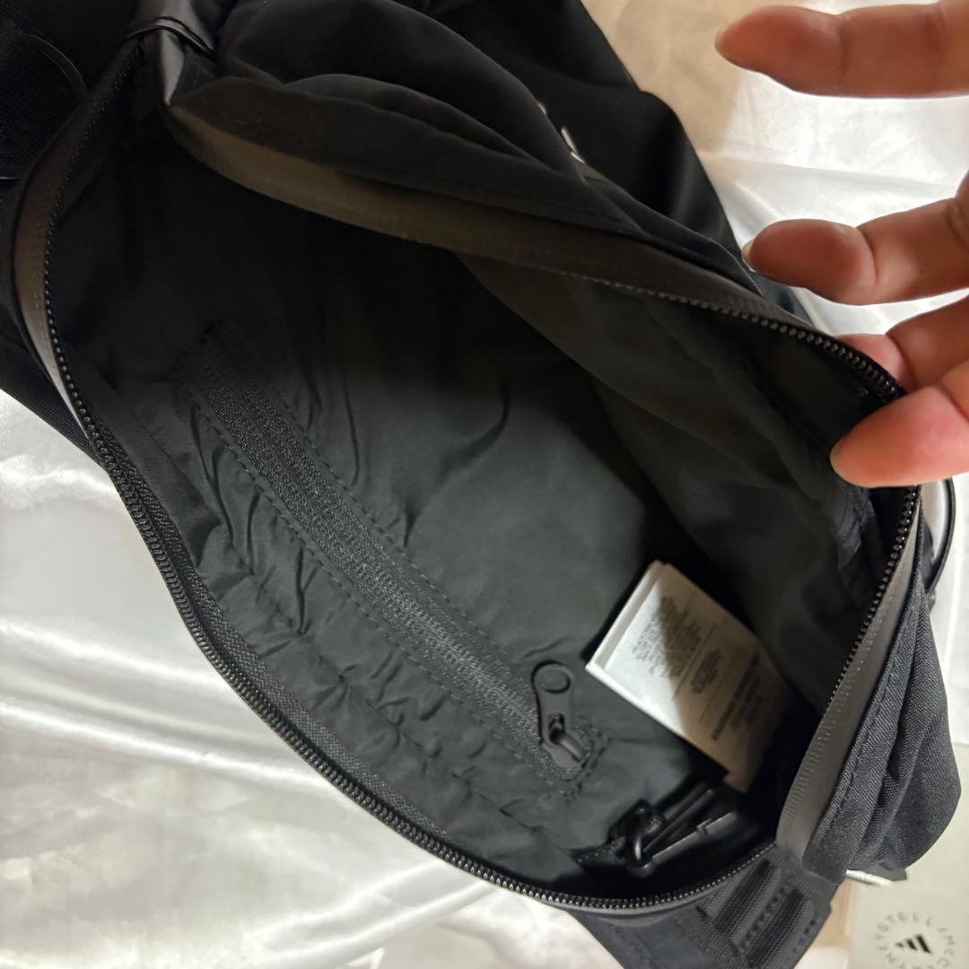 新品 人気 adidas x Stella McCartney ボディバッグ