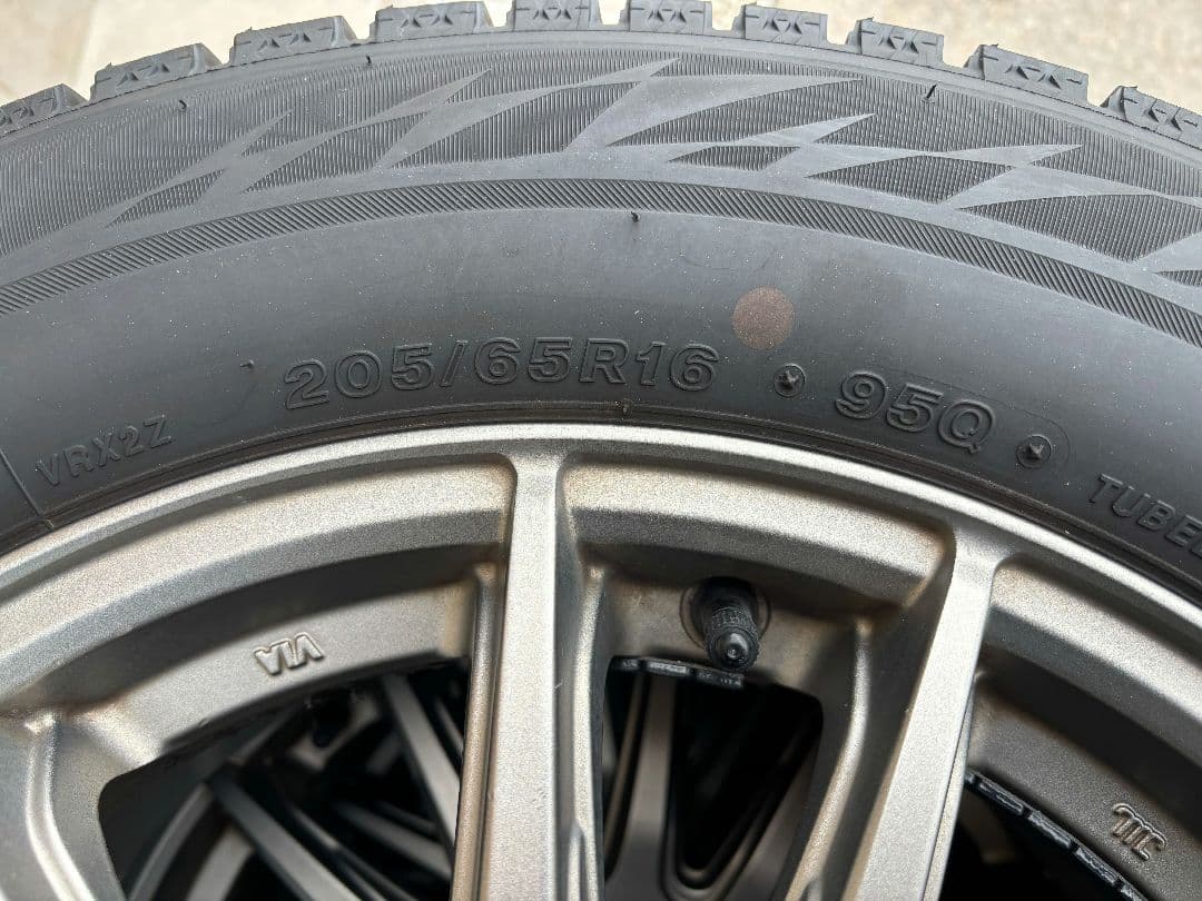 ブリヂストン　ブリザック　VRX2 205/65R16 タイヤ・ホイールセット