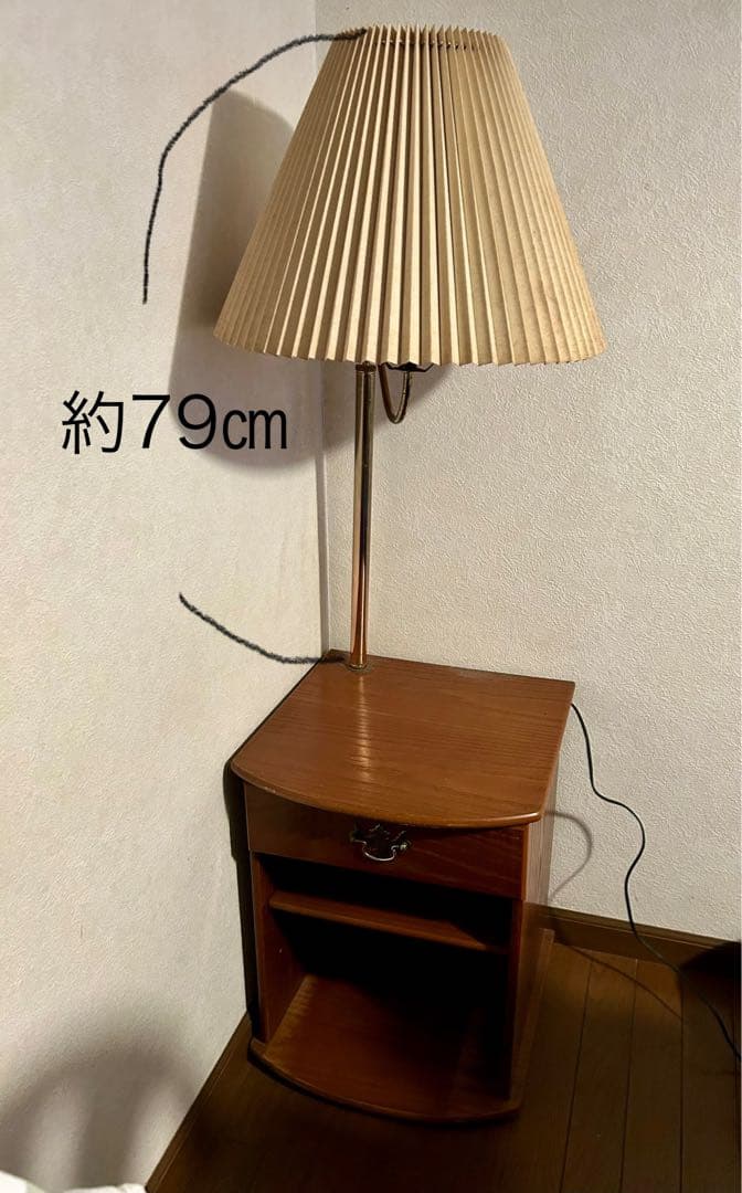 木製サイドテーブル 引き出し付き