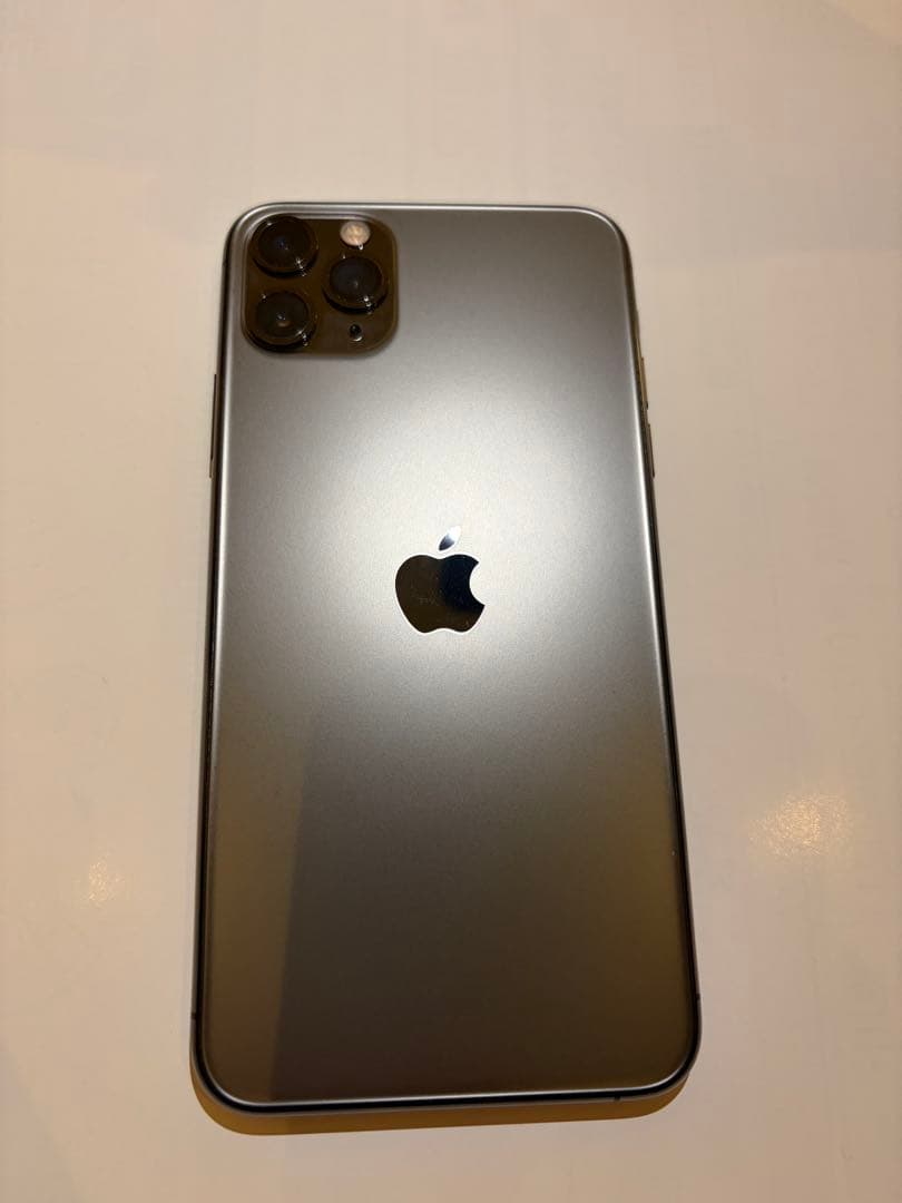 Apple iPhone 11 Pro Maxスペースグレー 本体　SIMフリー