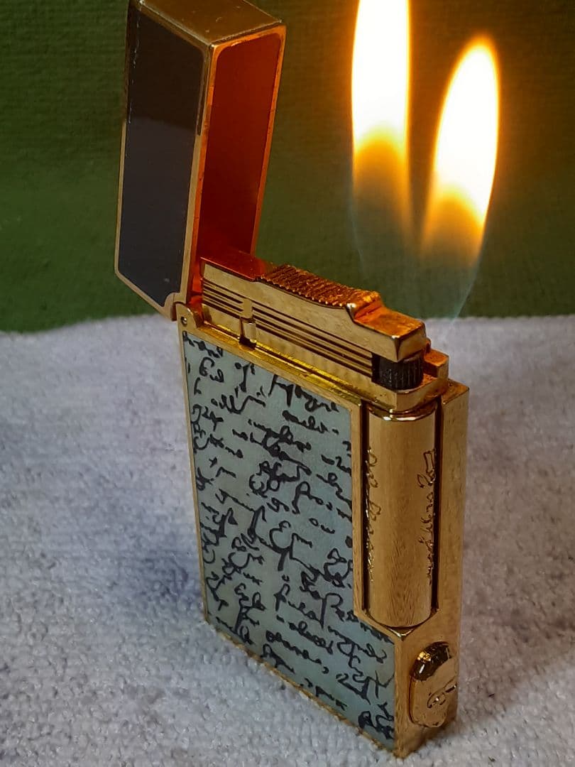 Chapado en Laton 手書き風デザイン Lxw デュポンの音