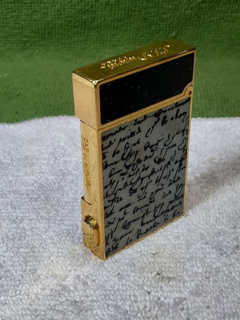 Chapado en Laton 手書き風デザイン Lxw デュポンの音