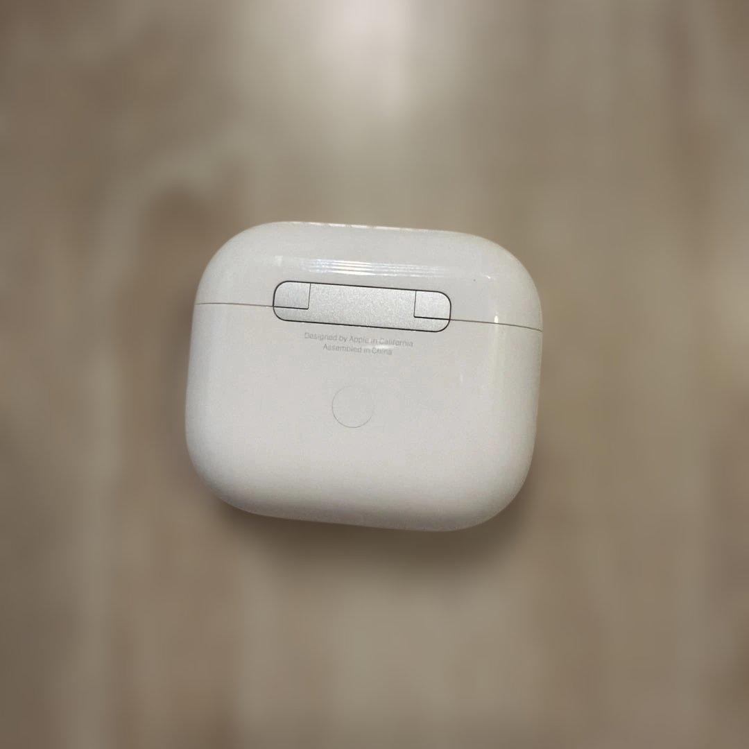 Apple AirPods 第3世代 Lightning 充電 ケース付き 純正