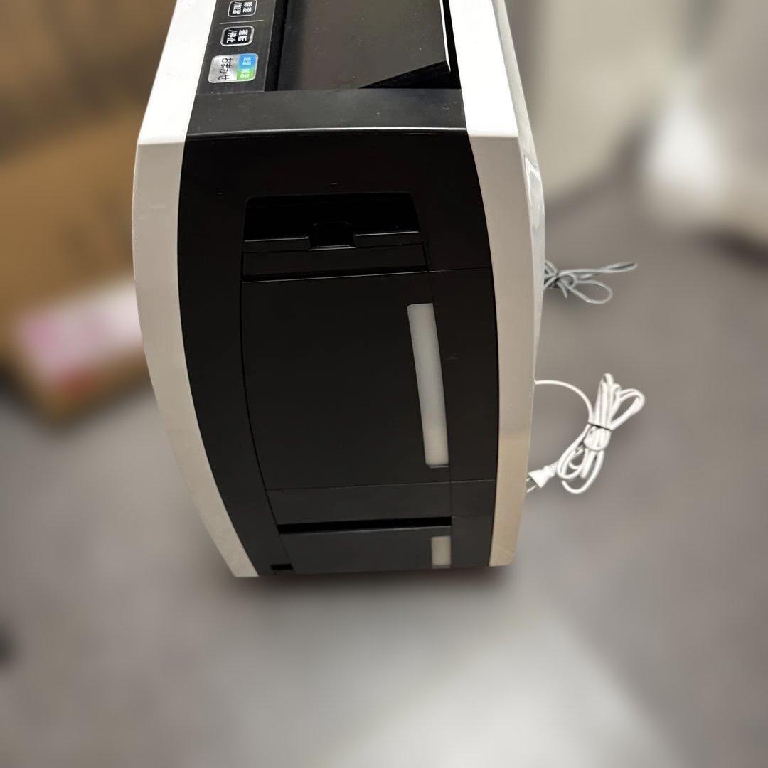 SHARP シャープ 除加湿空気清浄機 KC-HD70-W 2019年