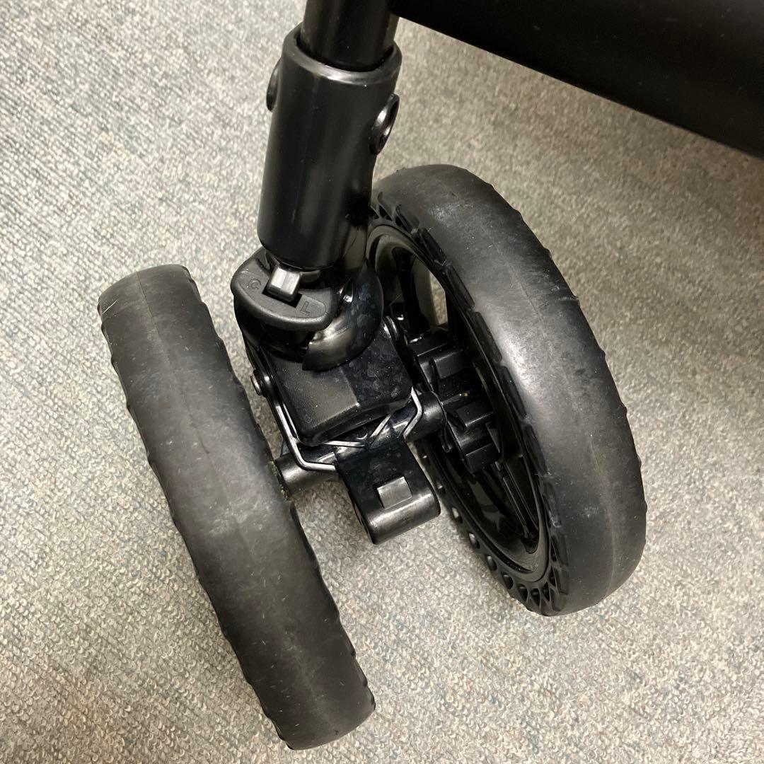 2 Combi コムペット ミリクランアルファ　ペットカート 30kg 多頭