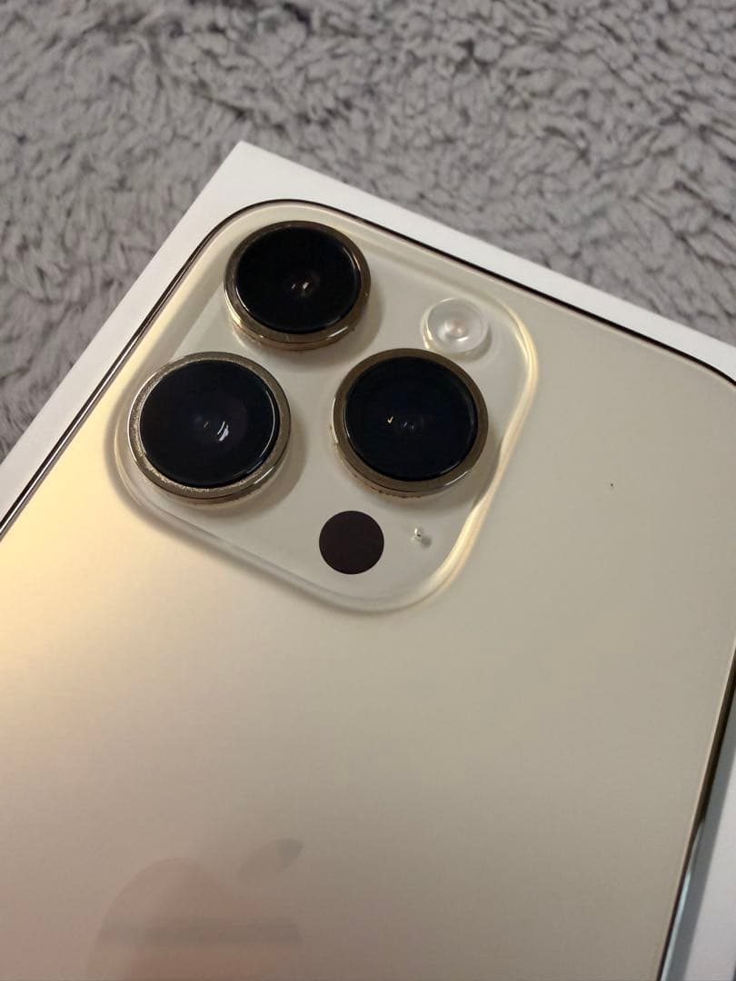 輝*き様 ［美品］Apple iPhone 14 Pro ゴールド 本体128G