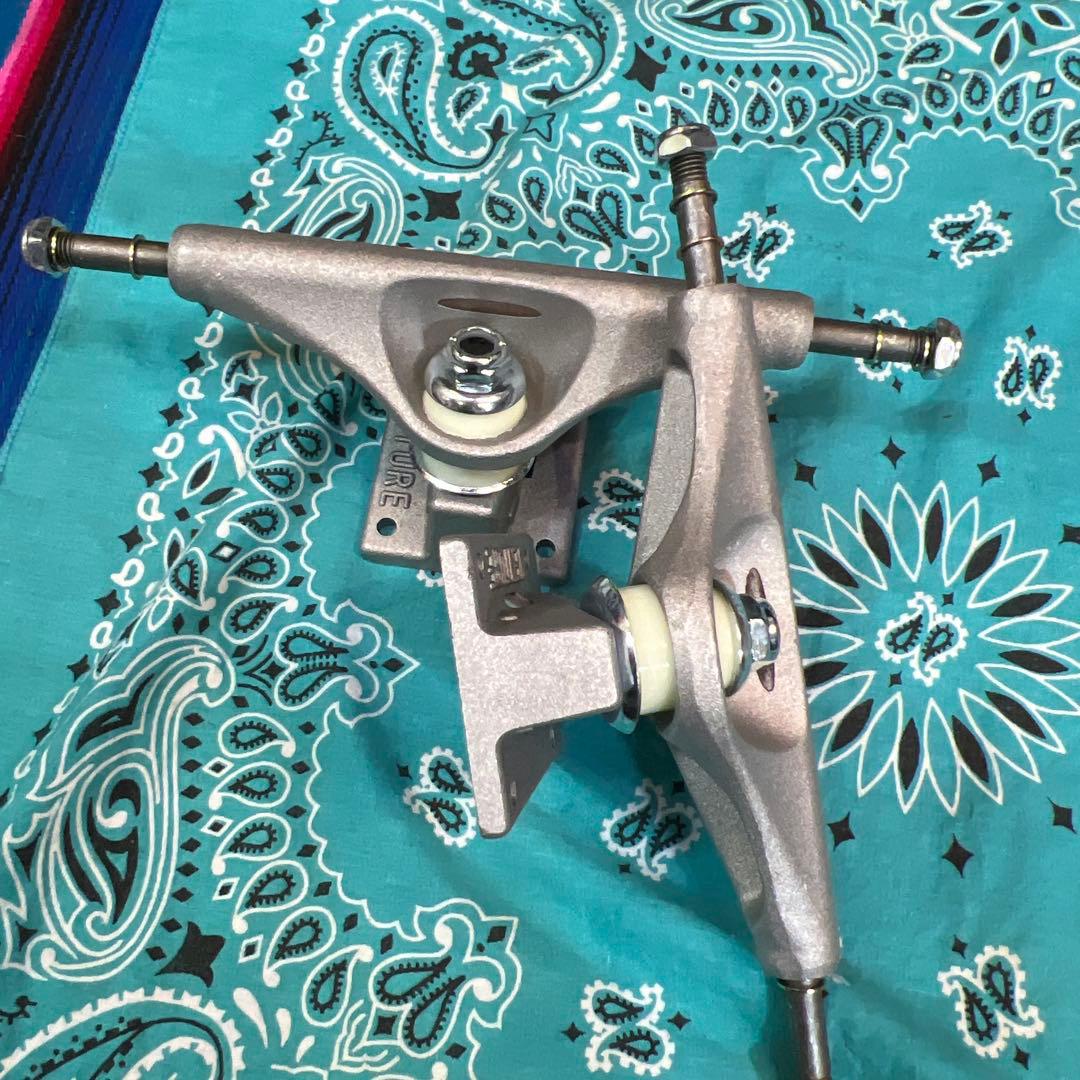 ベンチャー　トラック　スケートボード トラック シルバー5.6