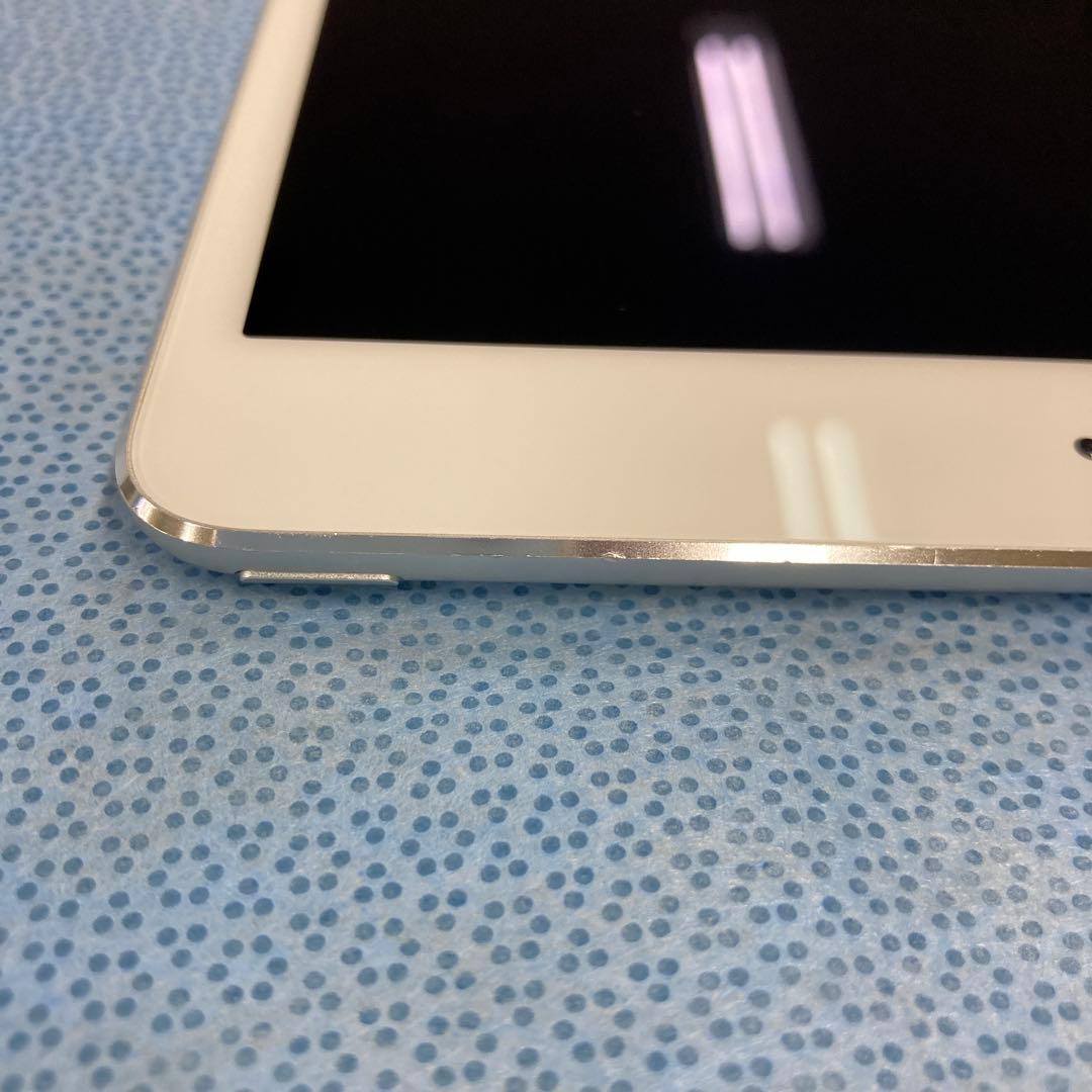 iPad mini 4 128GB Wi-Fiモデル シルバー 第4世代