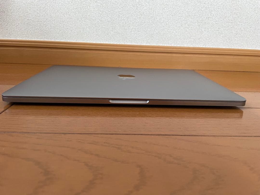 MacBook Pro 2018｜Core i7｜16GB RAM｜512GB