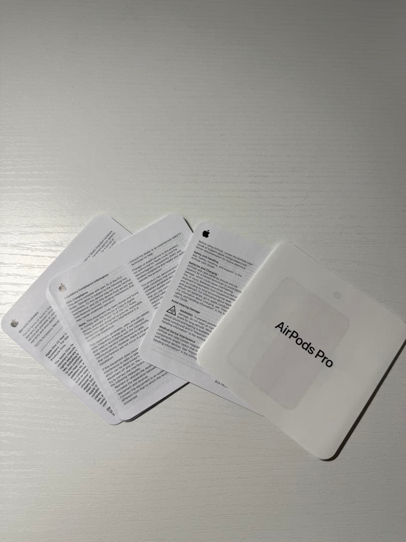 美品❗️AirPods Pro (第2世代) USB-C充電ケース付き