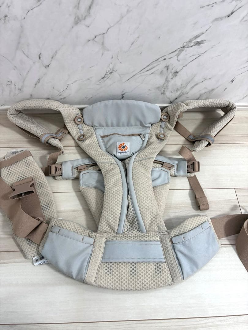 超美品✨ergobaby エルゴ オムニブリーズ 抱っこ紐 サンドベージュ