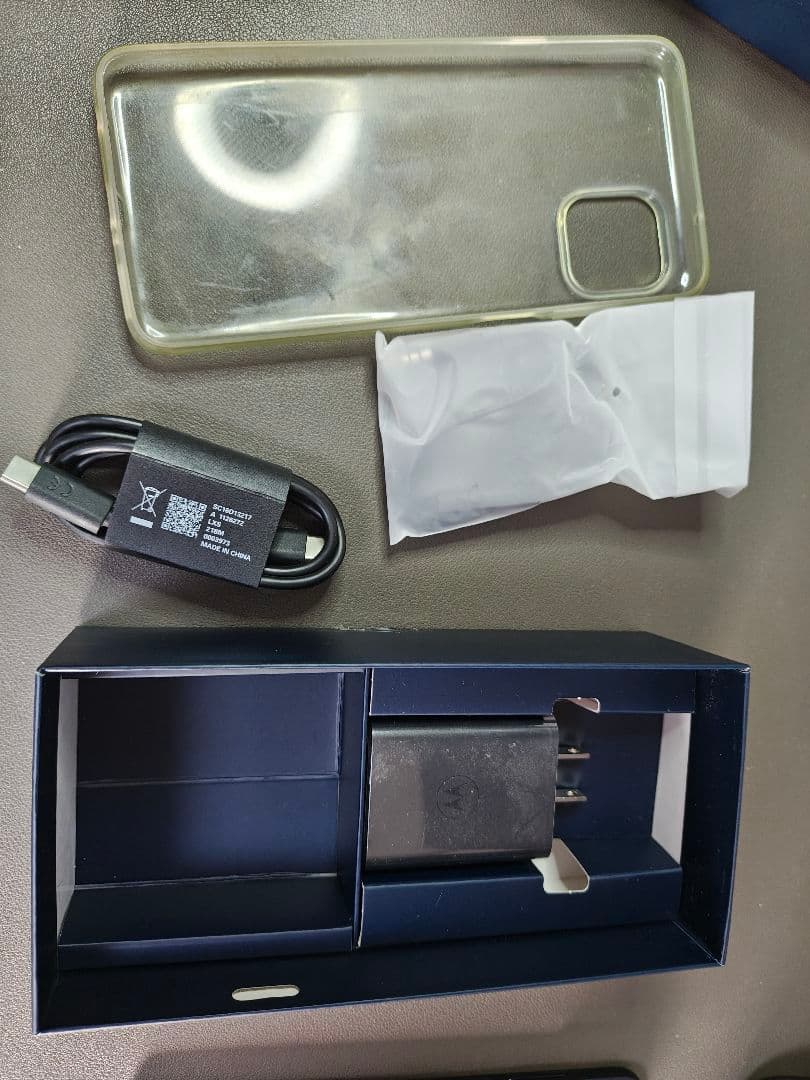 (使用感あり)Motorola edge 20 fusion SIMフリー