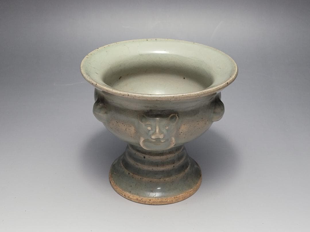 青磁 神獣装飾 香炉 元明時代 幅約11.9cm