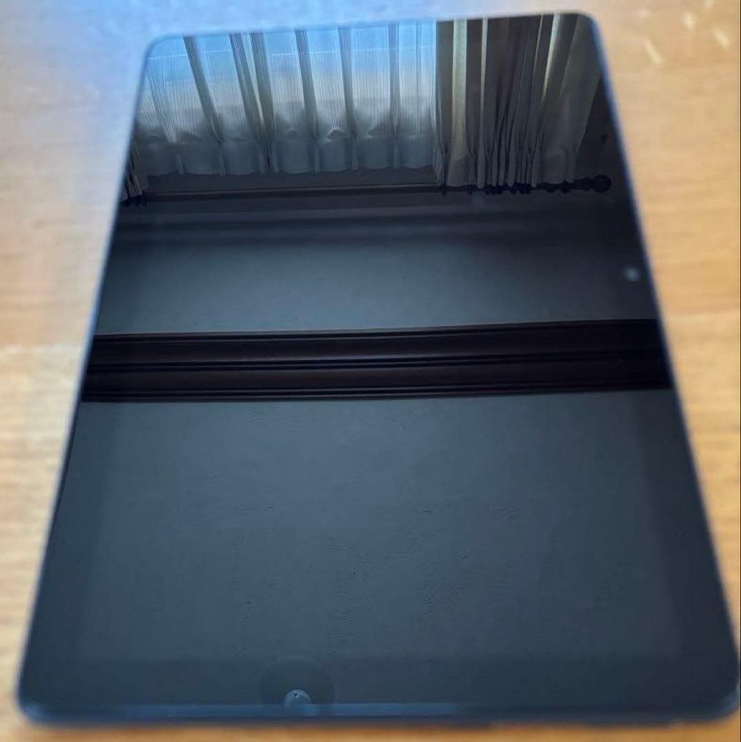 Fire HD 10 Plus (第11世代) タブレッ32GB本体　カバー付き