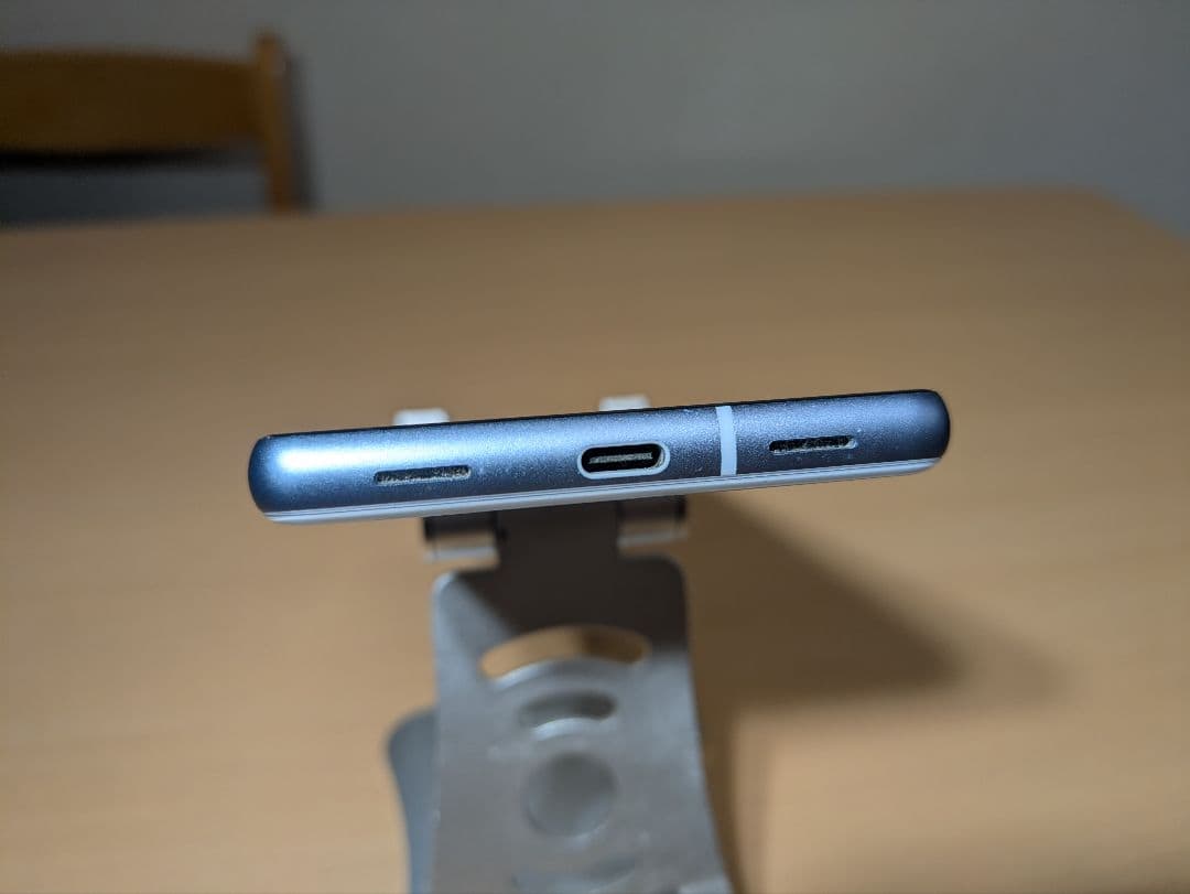 Google Pixel7a docomo 画面割れ有り 利用制限〇