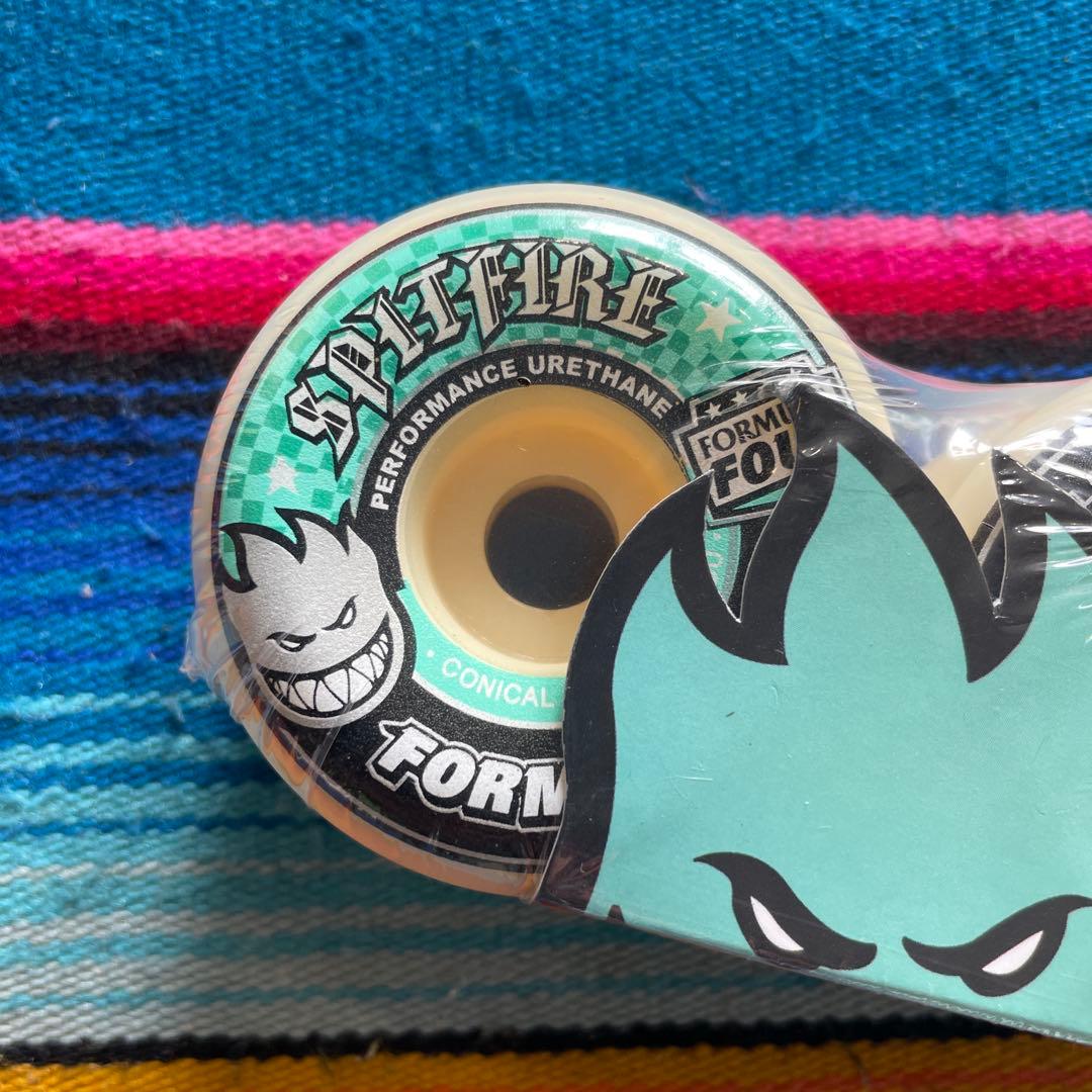 Spitfireフォーマル4コニカルフル58mm97aウィール 定価¥9,130