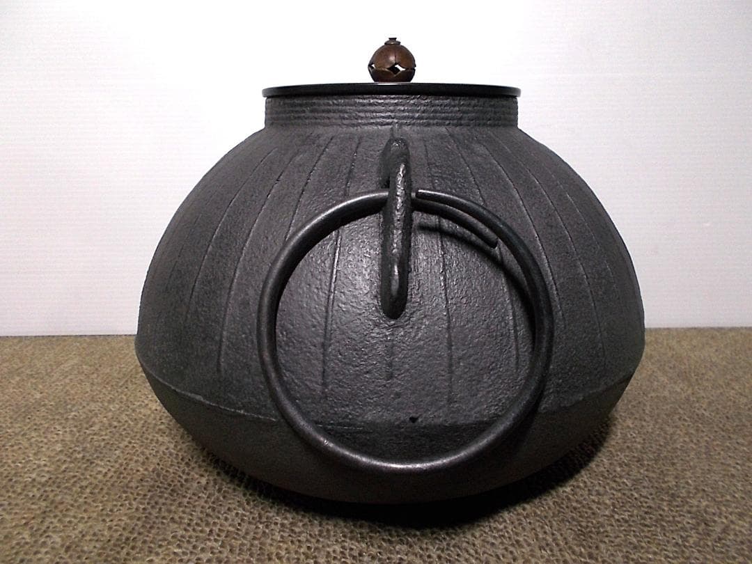 茶道具 紅型風炉 筋紋茶釜 釜環 野々田電熱器 動作品 敷板 送料込み