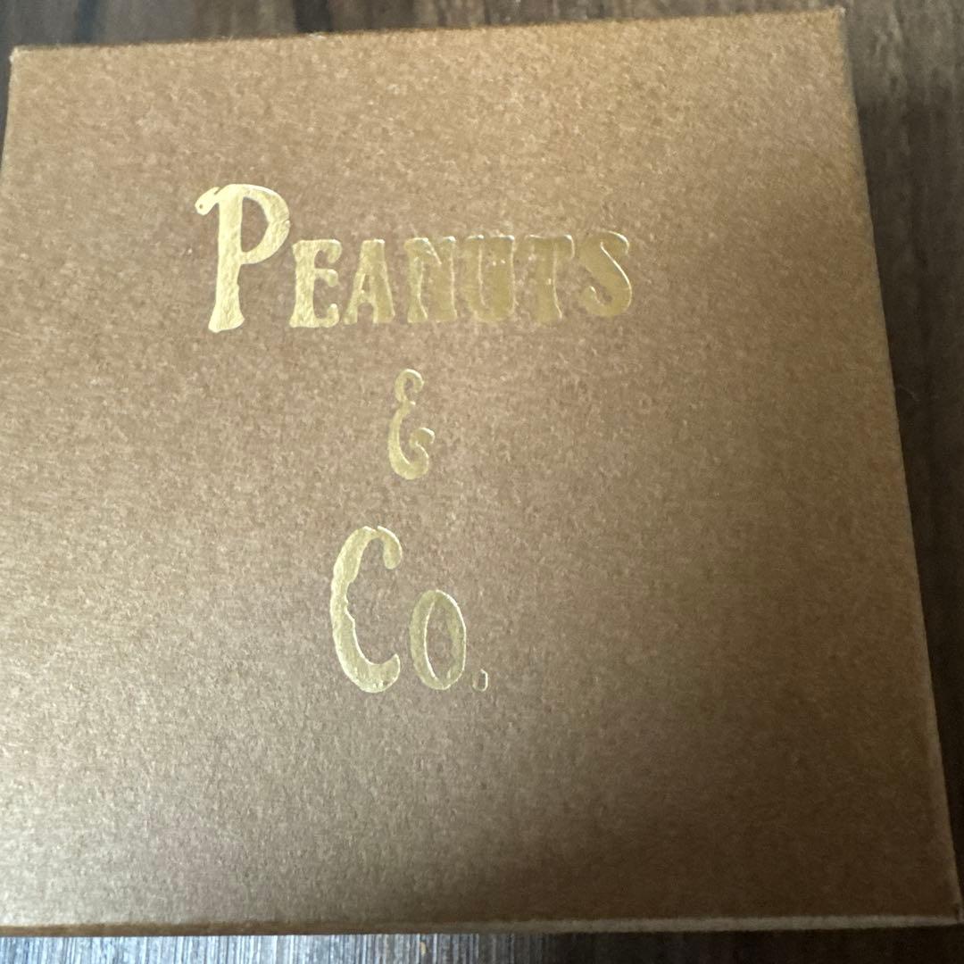 ピーナッツ&カンパニー