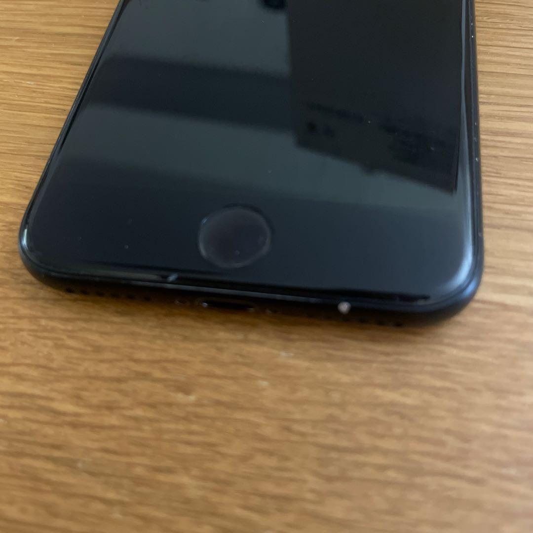 【匿名配送】iPhone SE 第二世代ブラック 本体　128GB SIMフリー