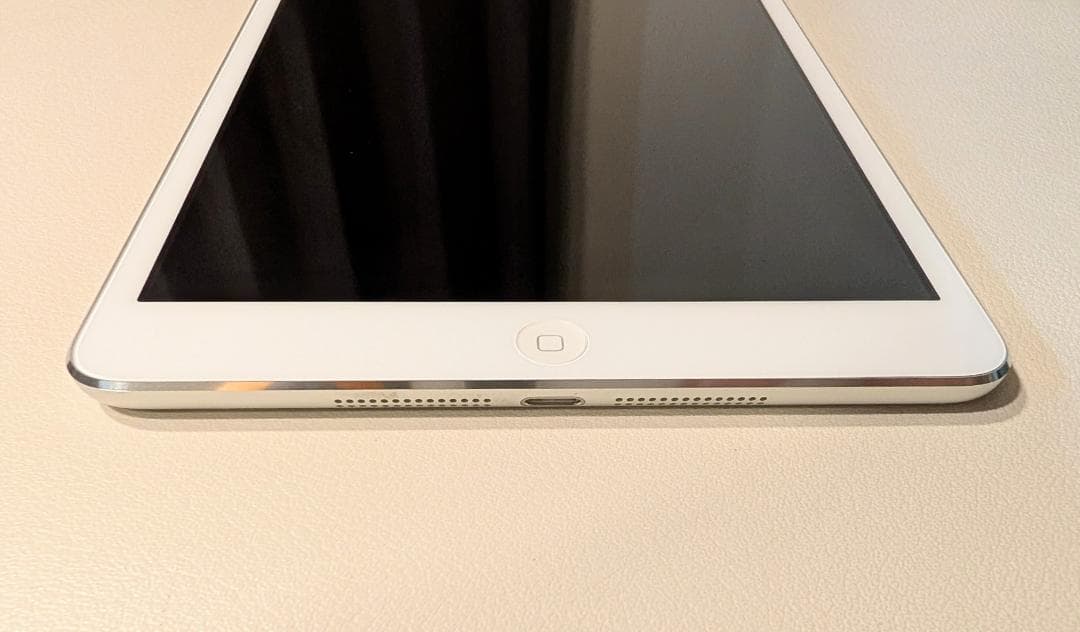 iPad Mini Wi-Fi 16GB MD531J/A ホワイトシルバー