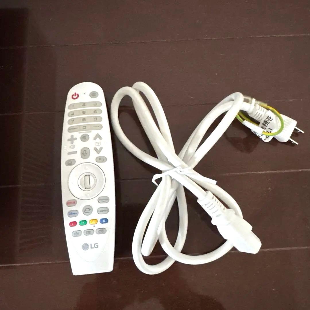 LG CineBeam HU715QW 超単焦点