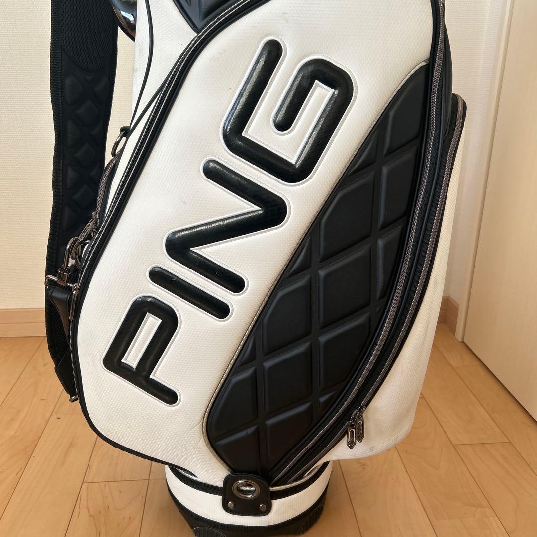 キャディバッグ　ping ピン